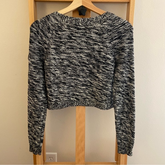 Express Black & White Color-blocked Striped Knit Sweater - Picture 5 of 15